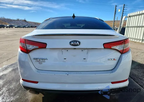 2013 Kia Optima Sx z USA, uszkodzony, nr VIN 5XXGR4A66DG204143